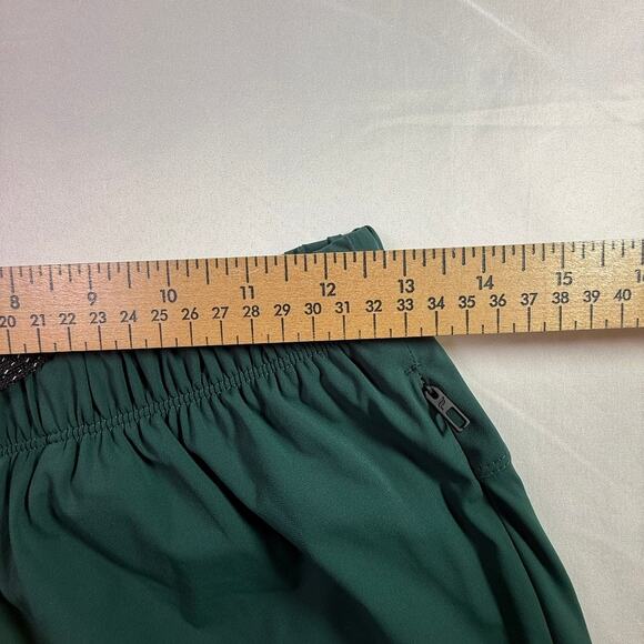 Fabletics The One Lined 5” Shorts Men’s Pine Shadow Green Size S NWOT - Picture 6 of 12